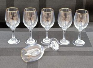 6pc wine glass set with gold rim