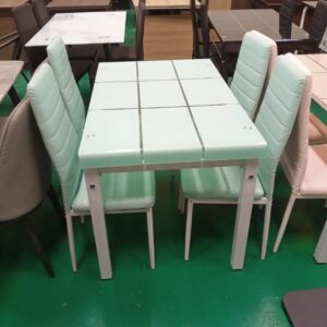 Dining Table with 4 Seats