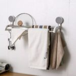 Double towel hanger